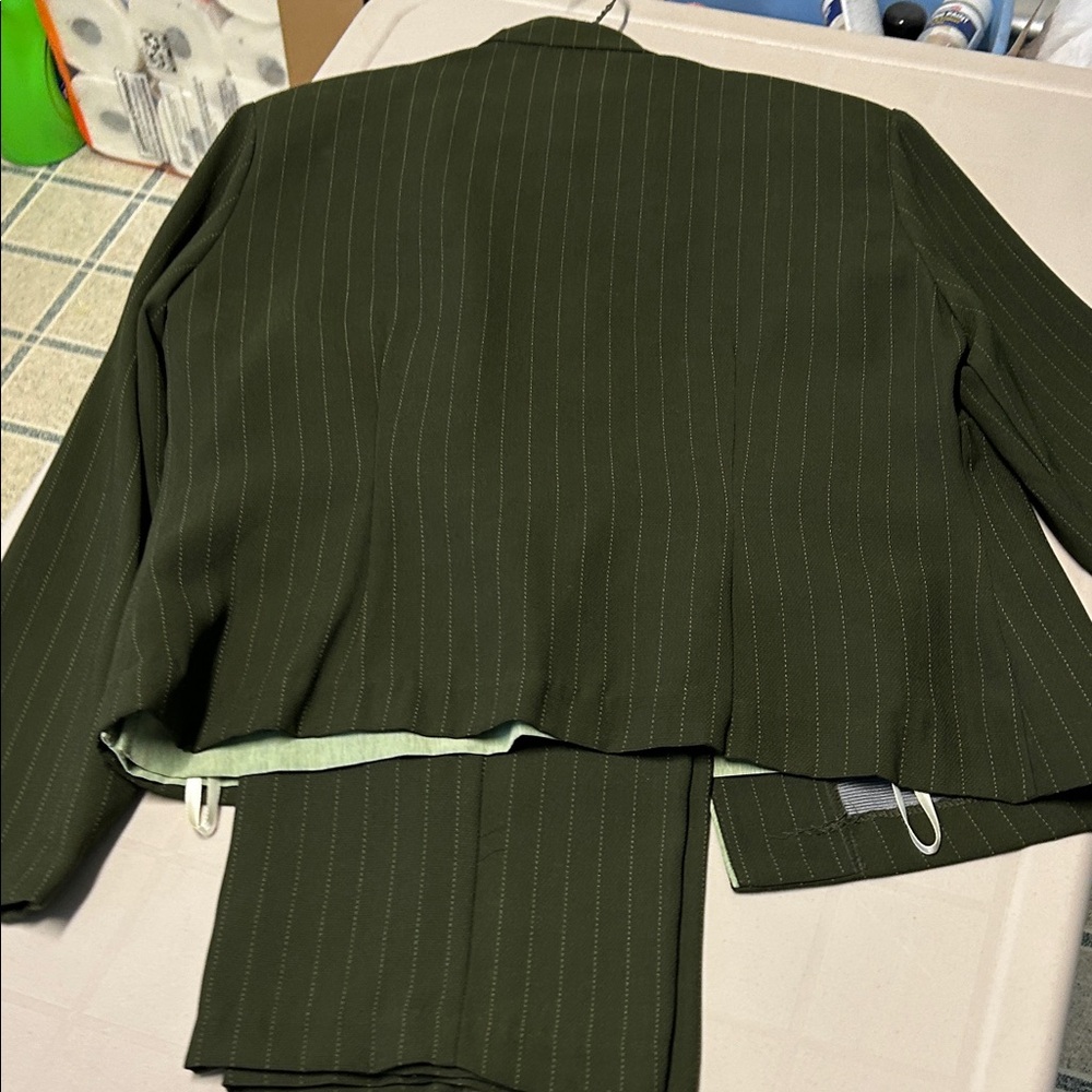 VINTAGE Women's Olive green Pantsuit 3 -piece set - Picture 11 of 17